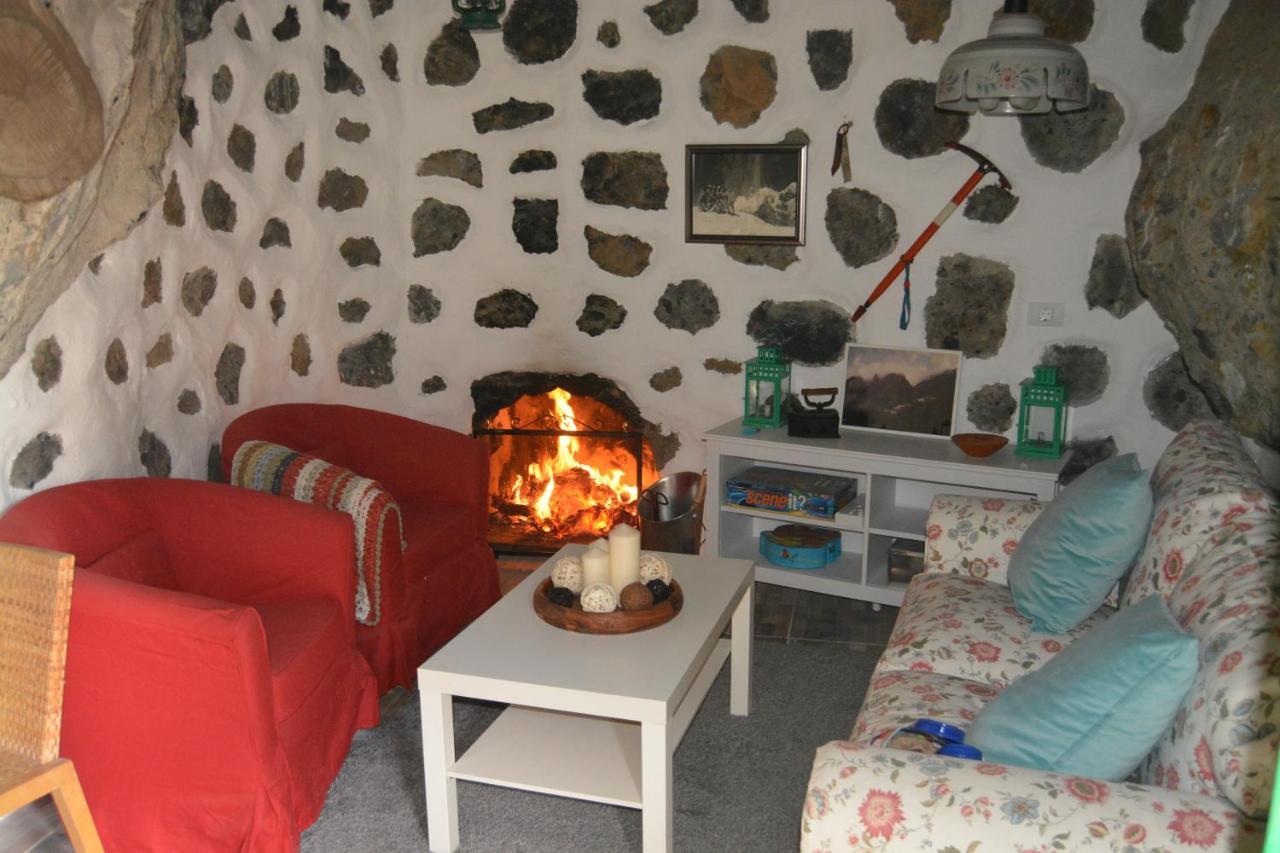 הוילה Casa Cueva El Pedregal Tejeda מראה חיצוני תמונה